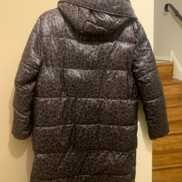 Gap puffer coat, leopard print, XS petite, nwt - Picture 2 of 4